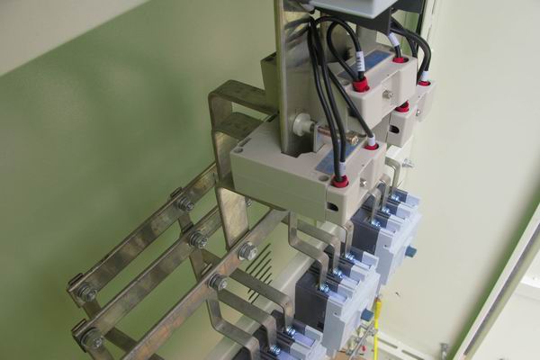 开平配电柜-应急照明配电柜使用对工作人员的具